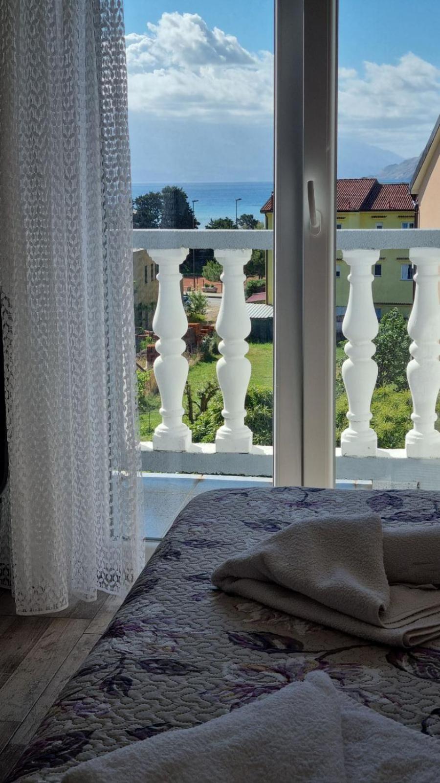 Ljubica & Ante Paparic Apartment Lopar Luaran gambar